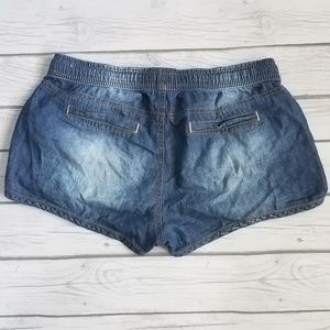 Indigo Rein Shorts - Indigo Rein | Chambray Jean Short Shorts (A40) Indigo Rein Shorts - Indigo Rein | Chambray Jean Short Shorts (A40)